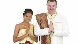 What Will Your Thai Wedding Be Like? Part 1/4 – The Morning Ceremony